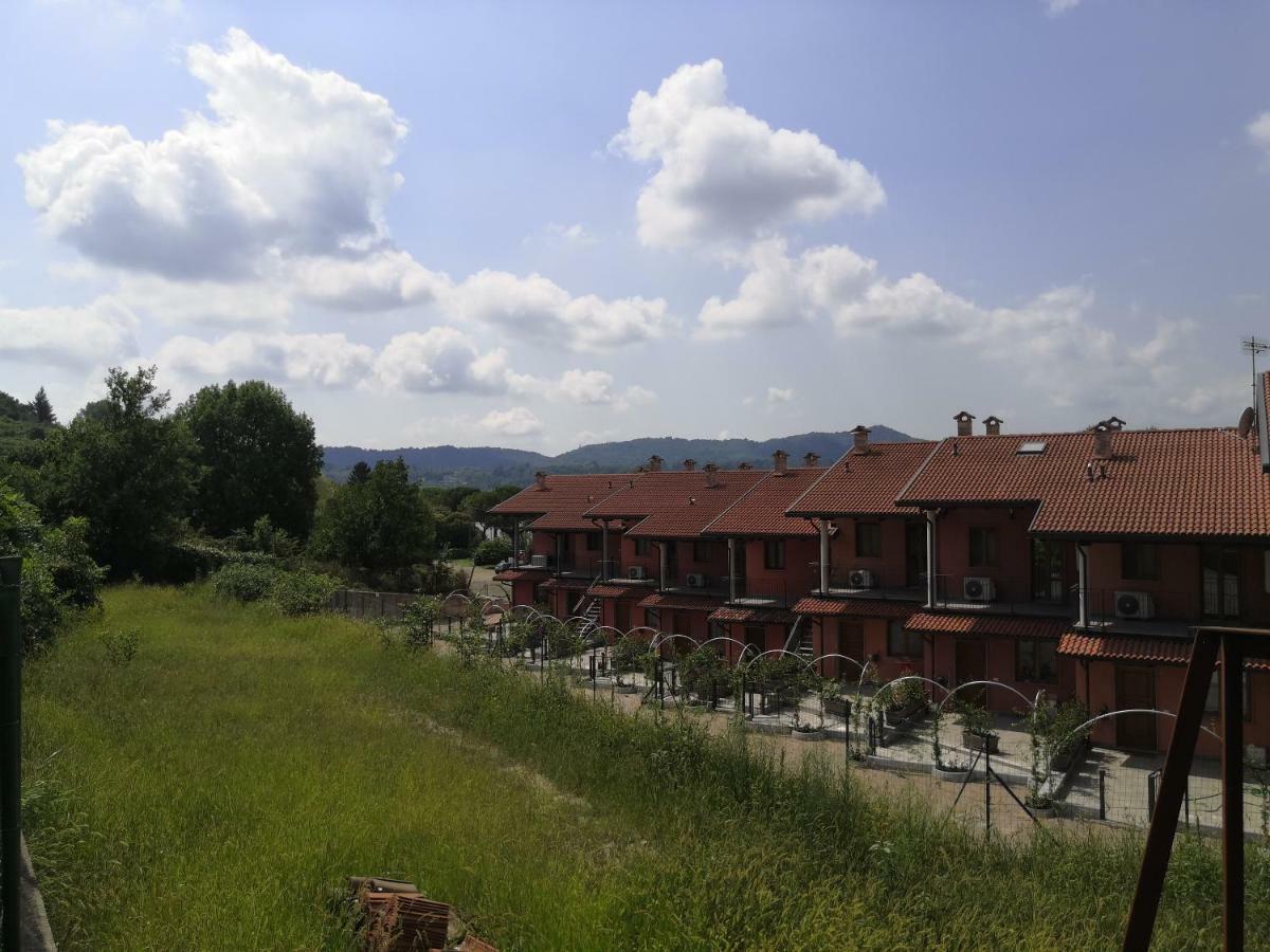 Slowliday Viverone Bagian luar foto